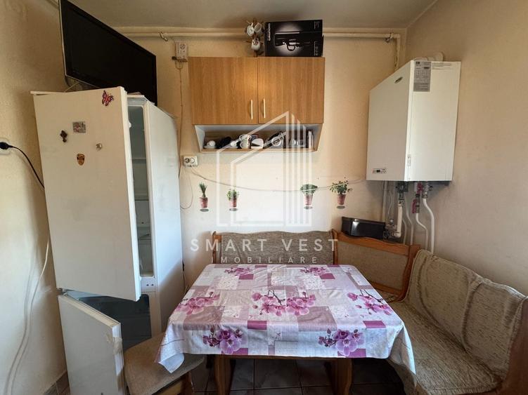 Apartament cu 2 camere decomandat, mobilat în Botizului