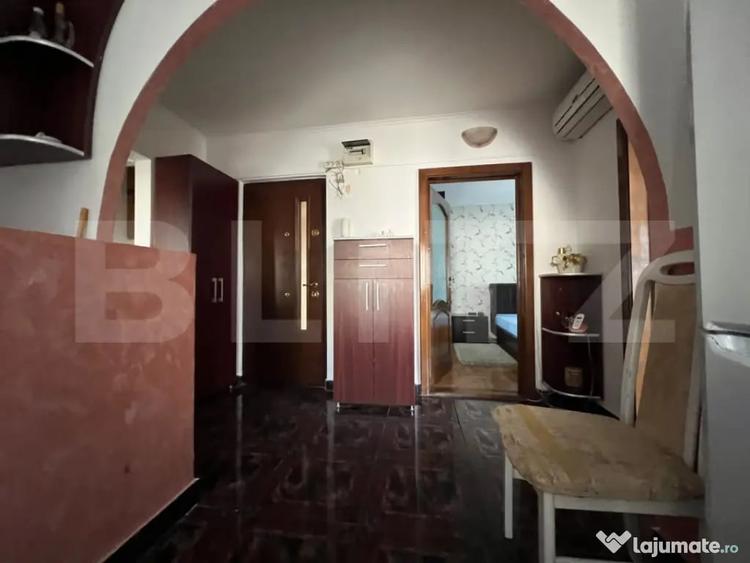 Apartament decomandat de inchiriat Zona Urbana - 8