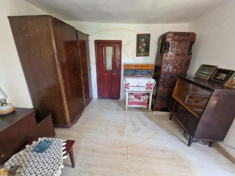 Casă cu 2 camere cu Canalizare în Boțești