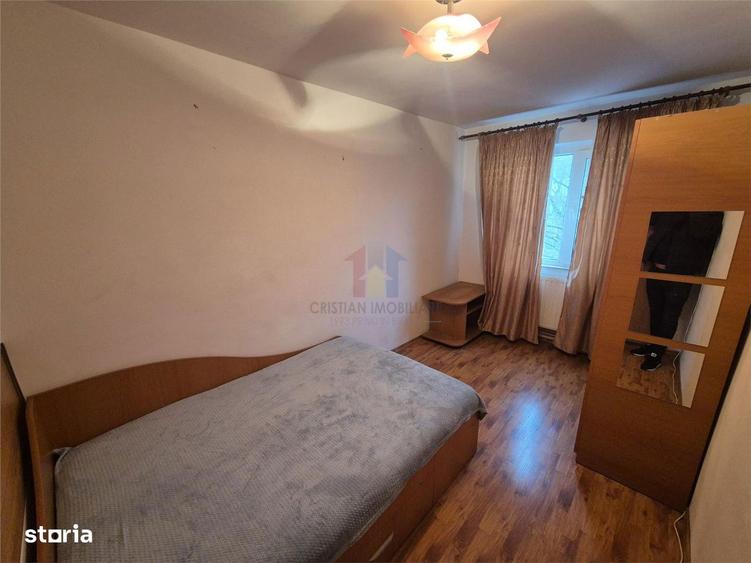 Apartament cu 2 camere decomandat în Viziru 1
