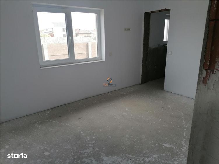 Casă cu 3 camere cu Teren 330 Mp în Sânandrei