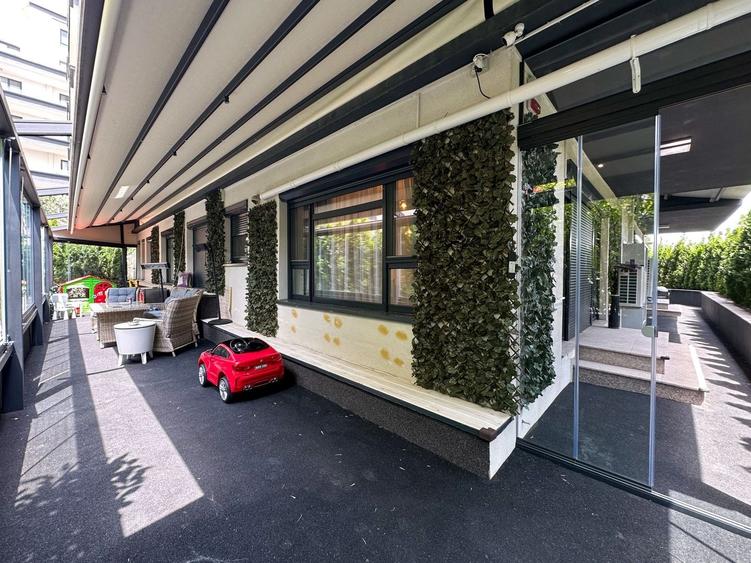 Apartament cu 6 camere decomandat, mobilat în Barbu Văcărescu