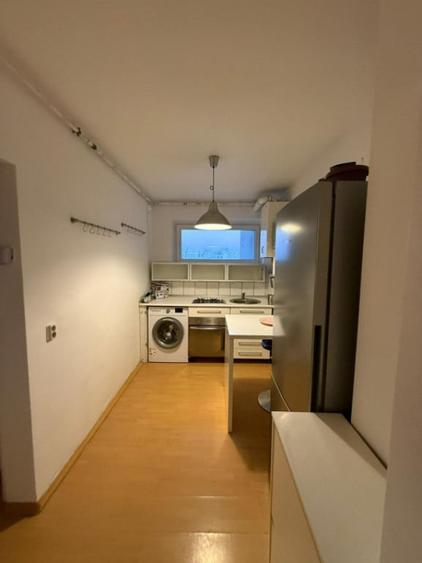 Vand apartament 2 camere 49mp+balcon 3mp ,zona Grigorescu - 2