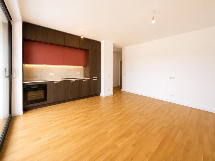 Apartament cu 2 camere decomandat, mobilat în Băneasa