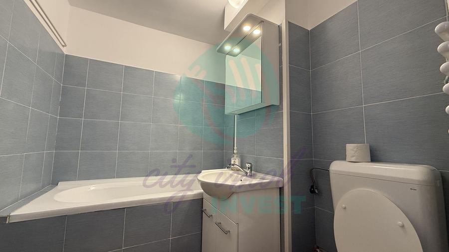Apartament cu 3 camere decomandat, mobilat în Armeneasca