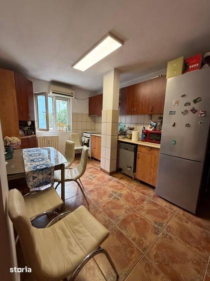 Apartament cu 3 camere semidecomandat în Brazda lui Novac