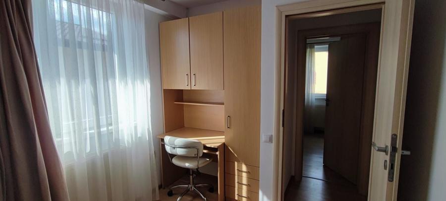 Duplex cu 4 camere cu Canalizare în Prelungirea Ghencea