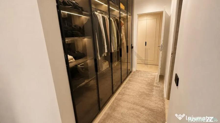 Apartament cu 3 camere decomandat în Aviației