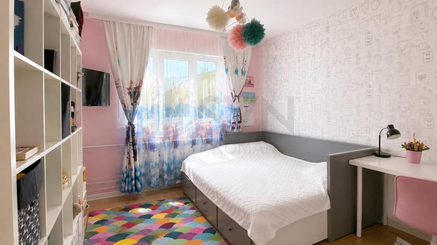 Apartament cu 4 camere decomandat în Bucureștii Noi