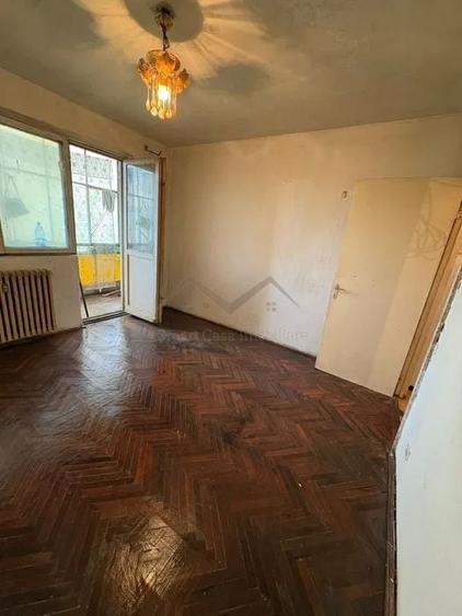 Apartament cu 2 camere decomandat în Alexandru cel Bun