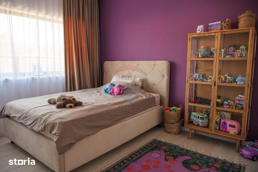 Casa moderna, ultrafinisata, cu gradina - str. Sandulesti - 13