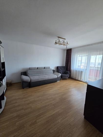 Apartament cu 2 camere decomandat în Cantacuzino