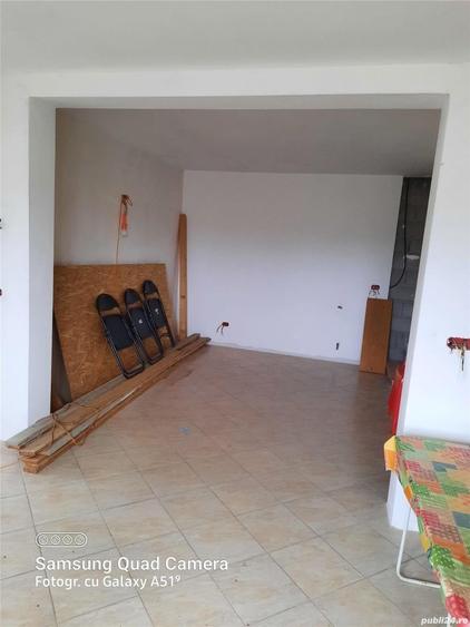 Casă cu Teren 5000 Mp în Central