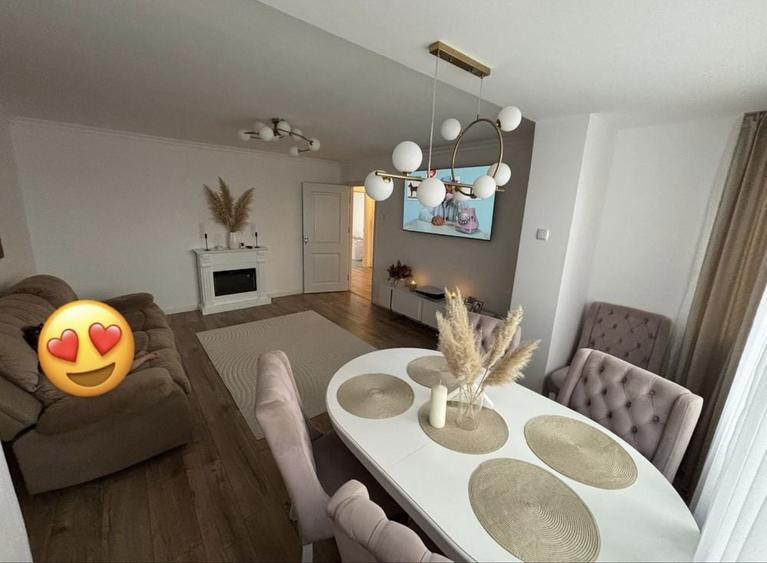 Apartament cu 3 camere în Decebal