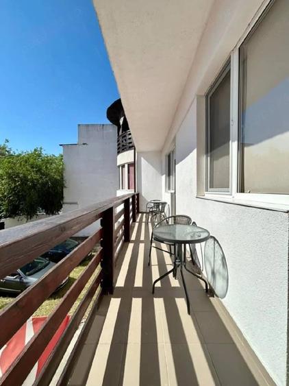Casă cu 12 camere cu Teren 2000 Mp în Nord