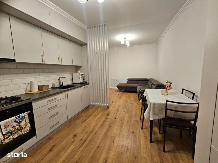 Apartament cu 2 camere decomandat în Ipotești