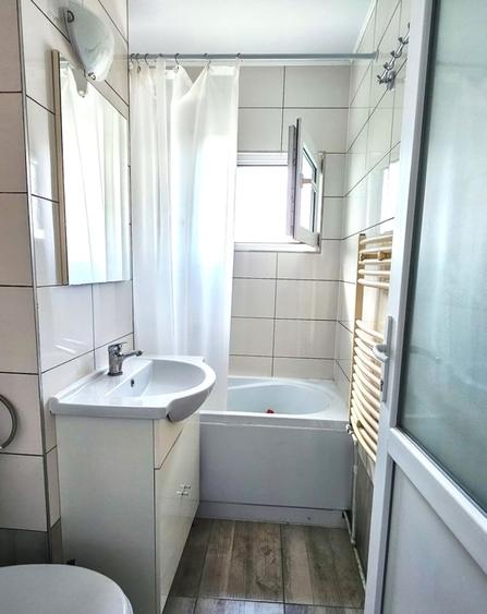 Apartament cu 2 camere semidecomandat în Mircea cel Bătrân
