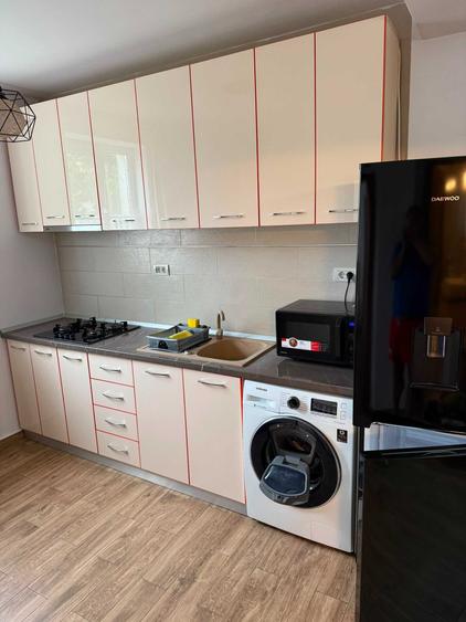 Inchiriez apartament 3 camere langa Peny politie - 7
