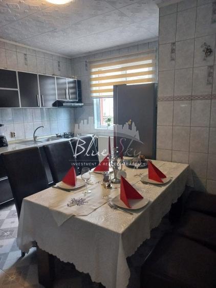 Casă individuală cu 8 camere cu Canalizare în Eforie Sud