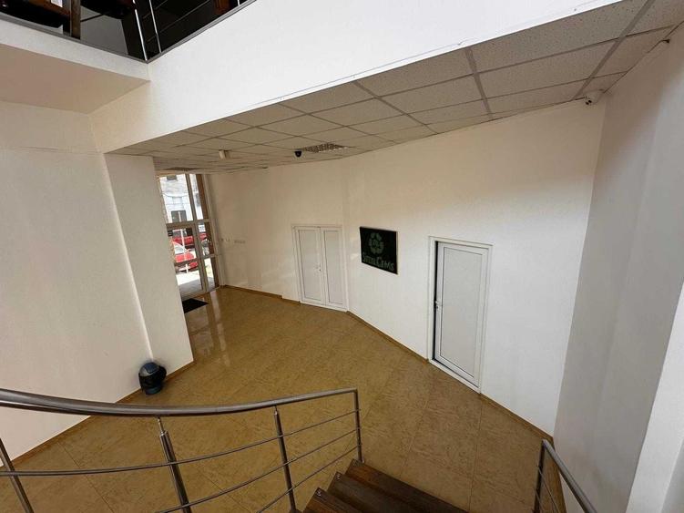 Spațiu comercial, în Central