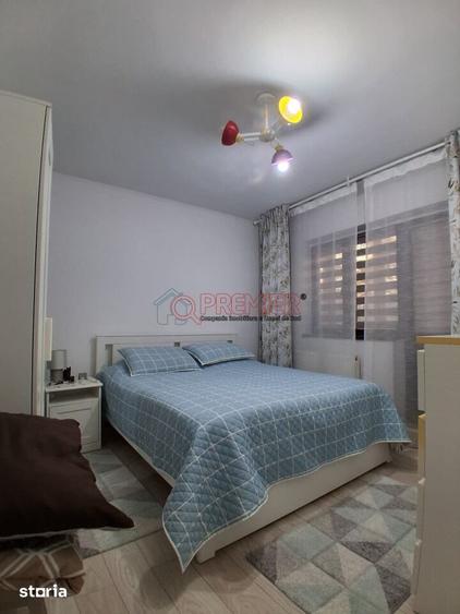 Apartament cu 2 camere decomandat în Văcăresti