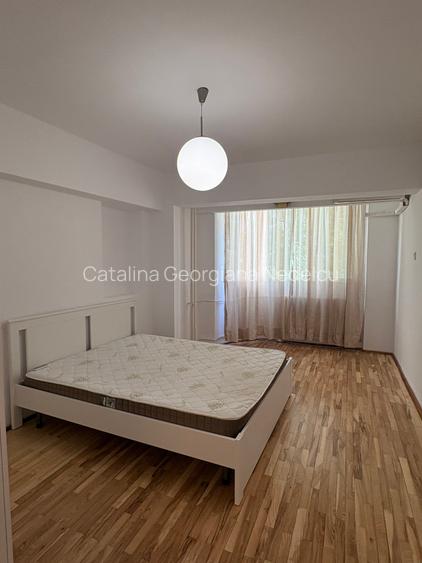 Unirii,O.Goga, ap.2 camere, et.2,70mp,renovat, loc parcare inclus, 650Euro/luna