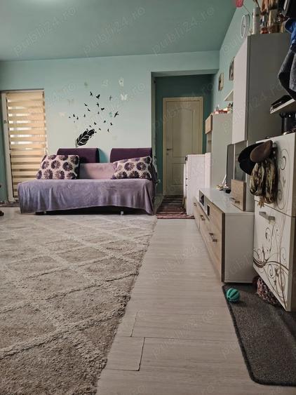 Apartament cu 2 camere semidecomandat în Florești