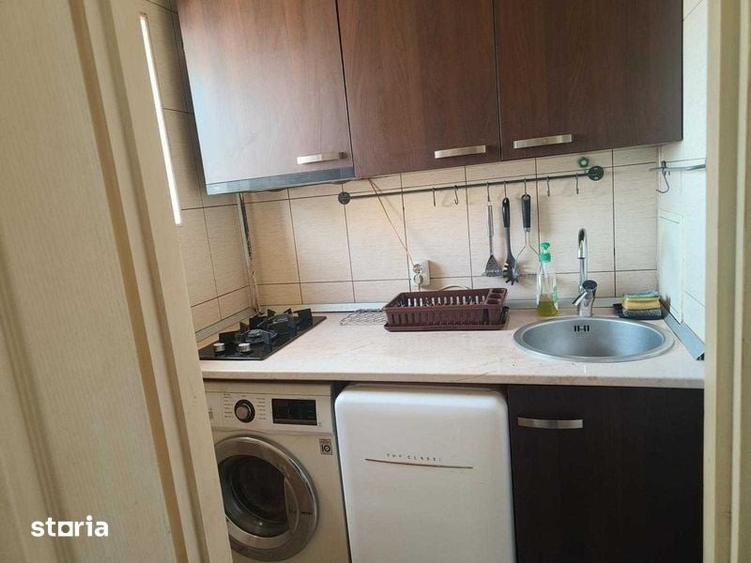Garsonieră semidecomandată în Titan