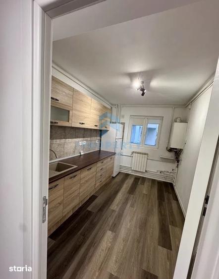 Inchiriere Apartament 4 camere in Aparatorii Patriei | Decomandat | Ne - 1