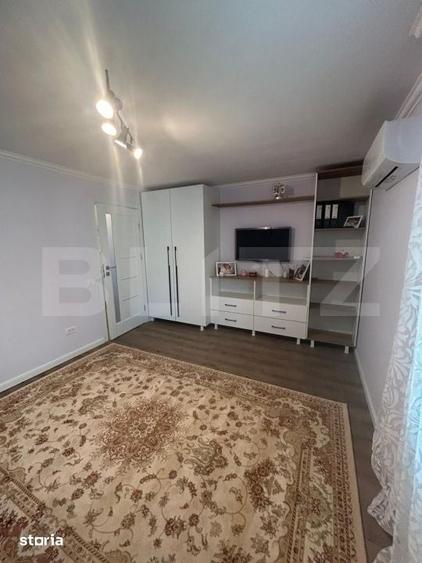 Apartament cu 3 camere decomandat în Soarelui