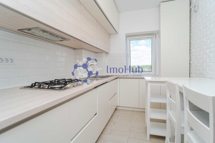 Apartament cu 3 camere decomandat, mobilat în Central