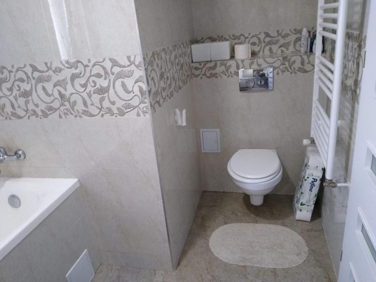 Apartament cu 3 camere decomandat, mobilat în Mărăști