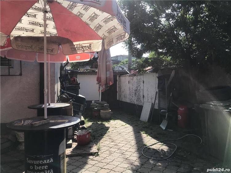Spațiu comercial, de 150 mp, în Petricani