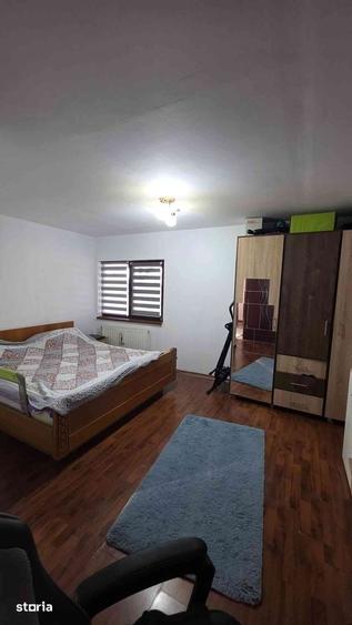 Casă cu 4 camere cu Teren 1700 Mp în Gepiu