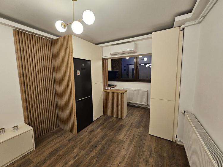 Apartament cu 3 camere decomandat în Popoveni
