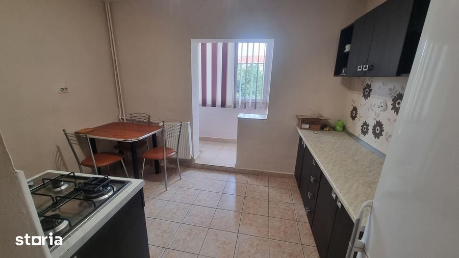 Apartament cu 3 camere în Rogerius