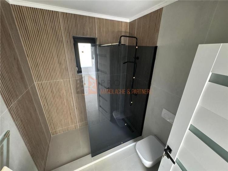 Casă individuală cu 3 camere cu Canalizare în Mărăcineni