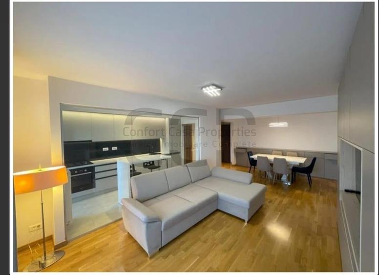Apartament cu 3 camere decomandat în Victoriei