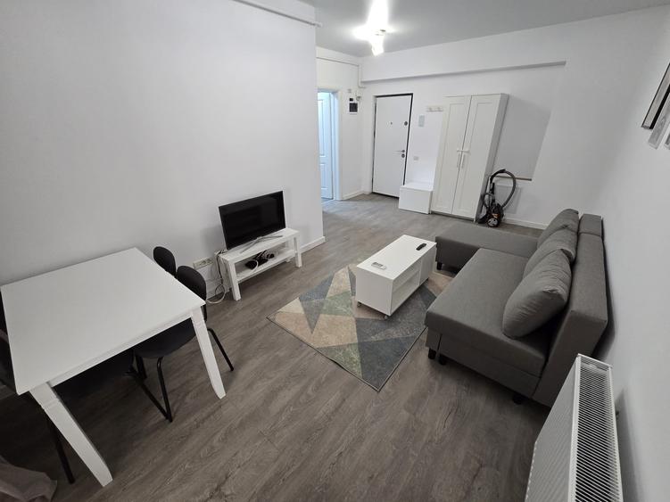 Apartament cu 2 camere decomandat în 13 Septembrie
