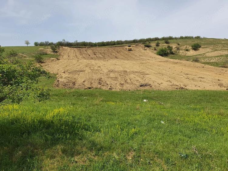 Teren de 549 mp, în Iris