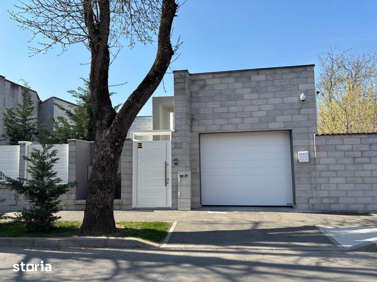 Casă cu 4 camere cu Teren 1150 Mp în Lunei