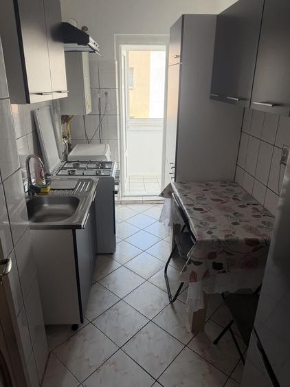 Apartament cu 2 camere decomandat în Ștefan cel Mare
