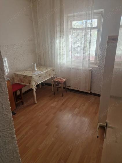 Apartament cu 2 camere decomandat în E3