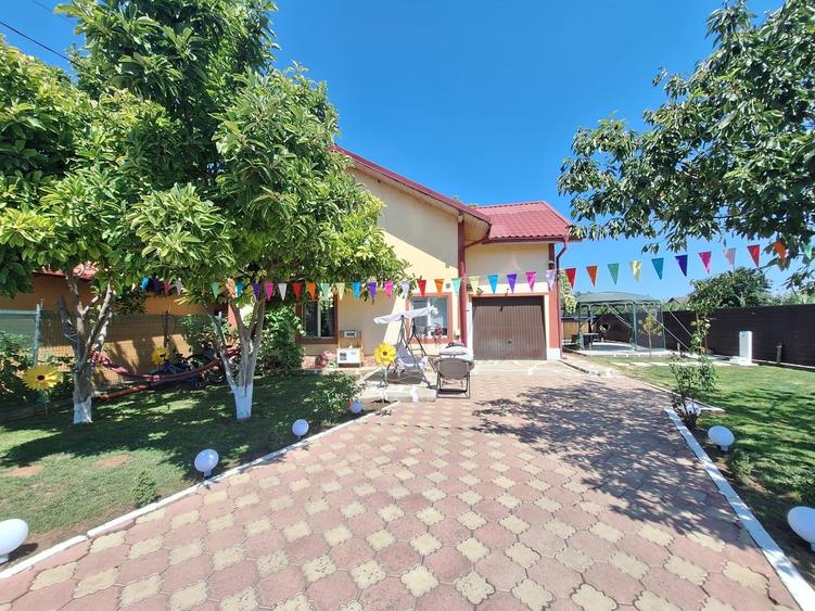 Casă cu 4 camere în Drăgănescu