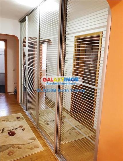 Apartament cu 4 camere semidecomandat, mobilat în Drumul Taberei