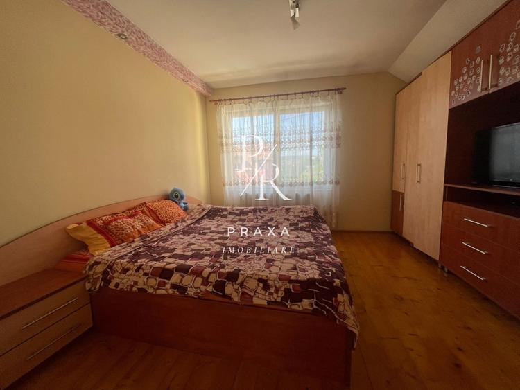 Casă individuală cu 7 camere cu Teren 620 Mp în Florești