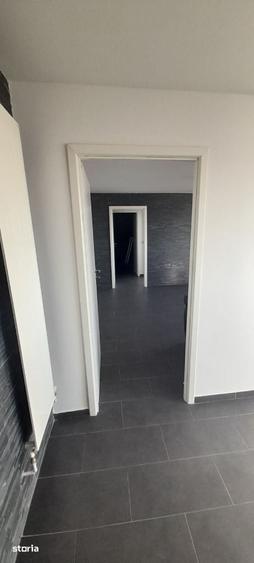 Apartament cu 2 camere semidecomandat în Micro 11