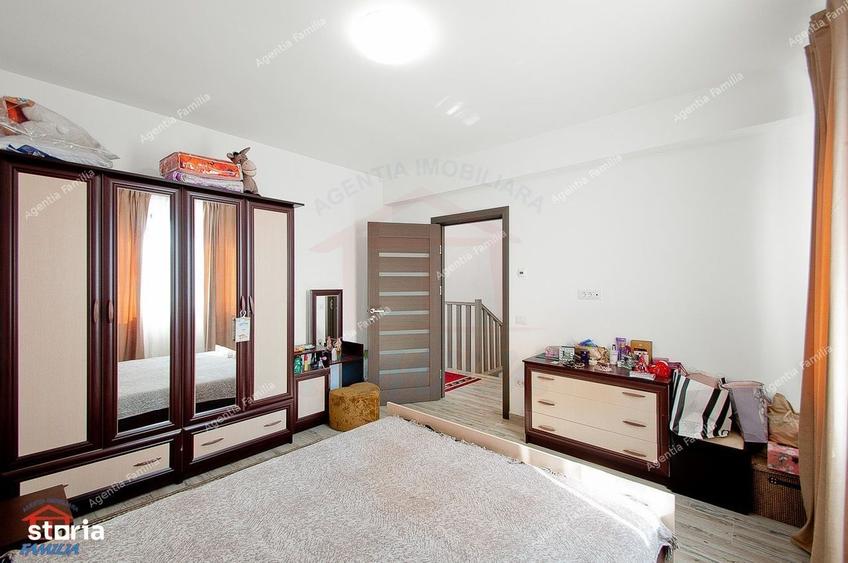 Casă cu 4 camere în Vânători