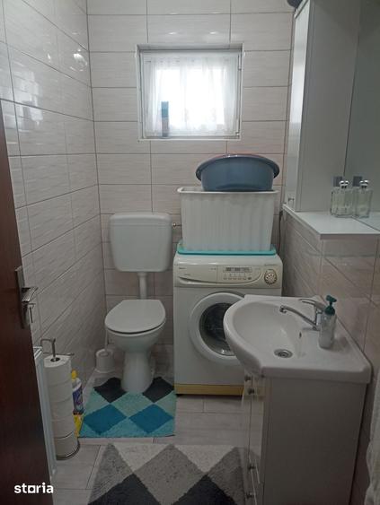 Casă cu 2 camere cu Teren 468 Mp în Central