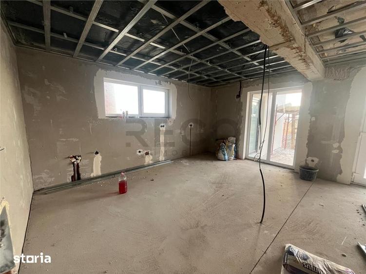 Casă cu 3 camere cu Teren 500 Mp în Sânmartin